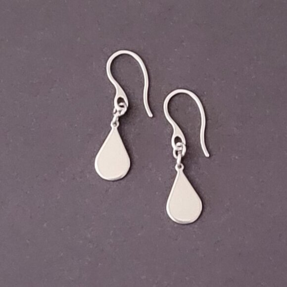 TEARDROP Stainless Steel HOOK Earrings Minimalist - Picture 2 of 16